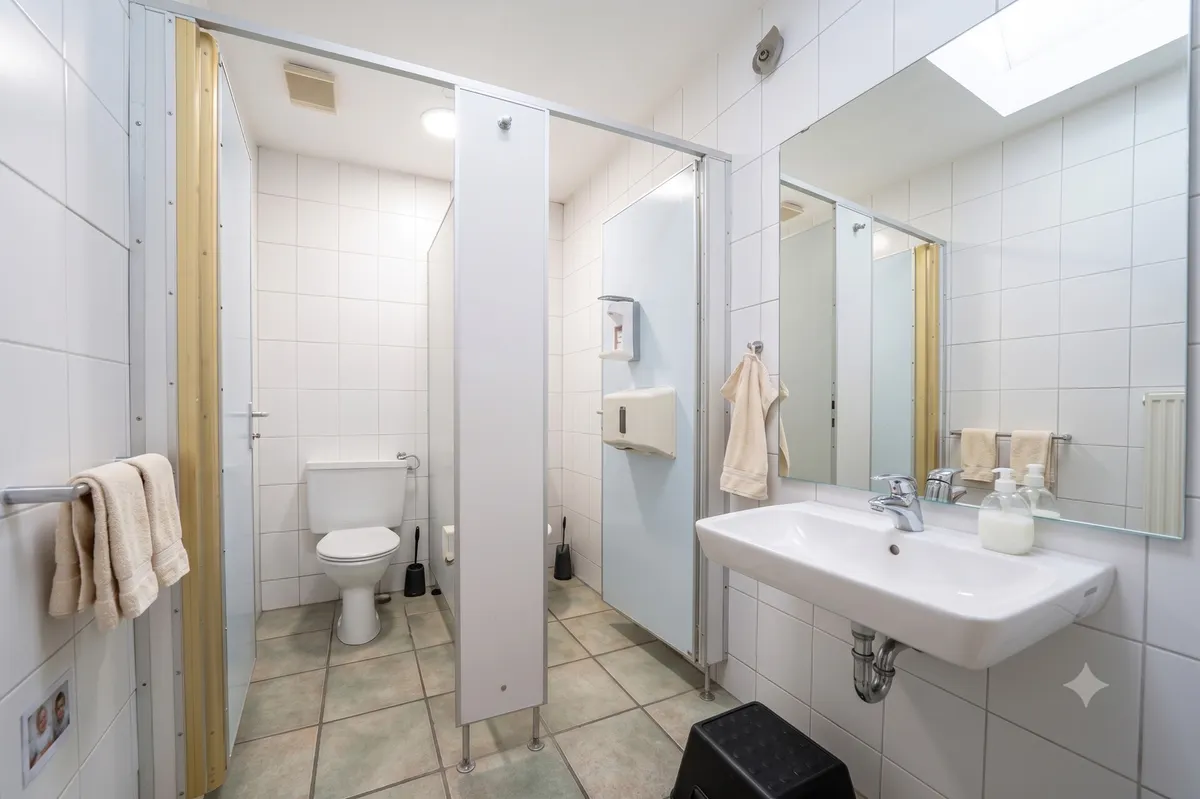 WC Kita KI generiert
