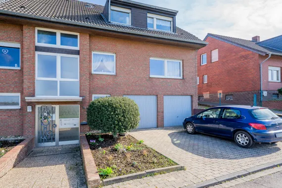 Paket-Ensemble für Anleger: 2 vermietete Eigentumswohnungen mit Garage und Garten!