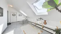 Treppenhaus Wohnung DG