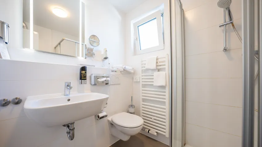 Badezimmer Wohnung 1. OG