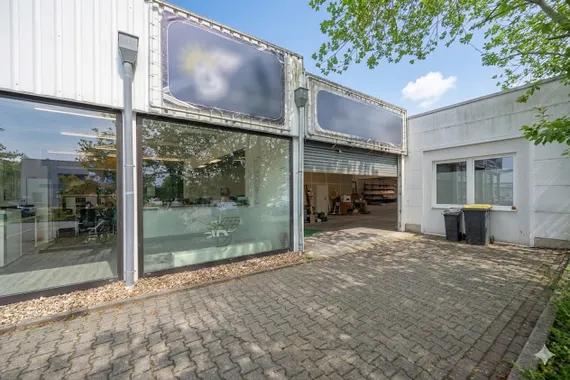 Gepflegte 315 m² Gewerbe- & Lagerfläche mit Büro in strategischer Lage von Heinsberg