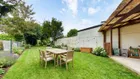 Garten KI generiert