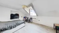 Zimmer 8
