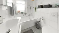 Badezimmer EG
