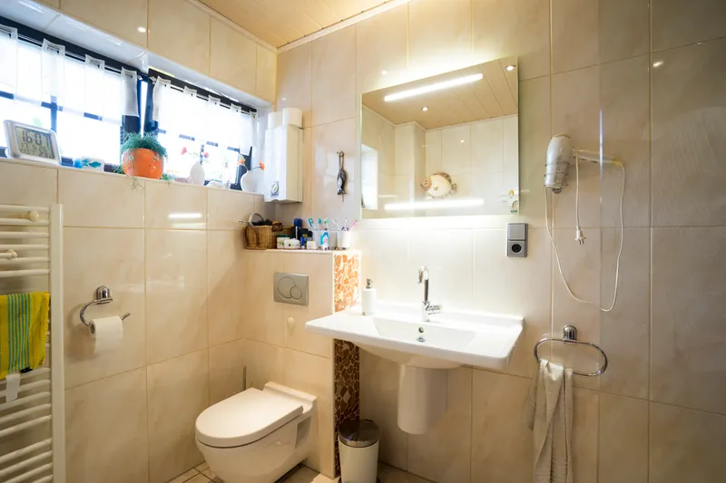 2 Bad im Erdgeschoss