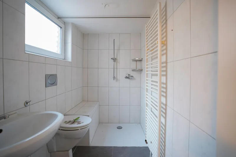 Badezimmer EG
