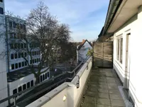 Sonniger Westbalkon