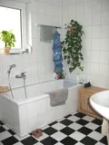 Bad mit Wanne