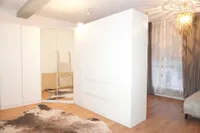 Großes Schlafzimmer