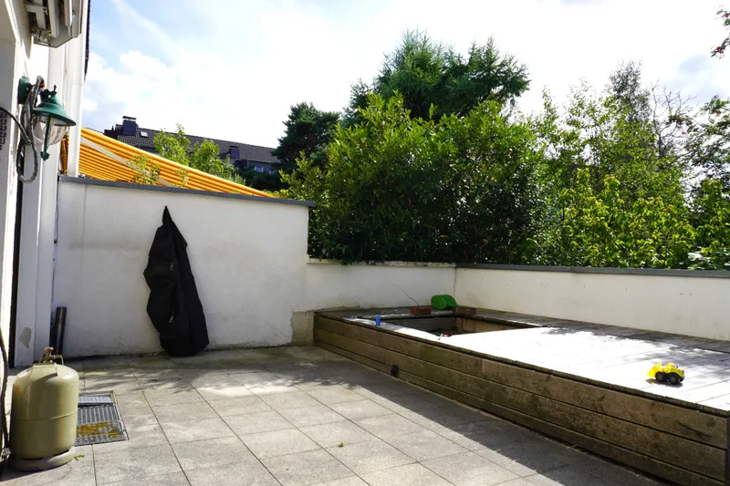 1.OG: Süd-Westterrasse