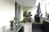 Sonniger Balkon im EG