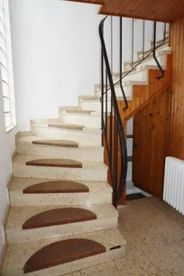 Erdgeschoss - Haustreppe