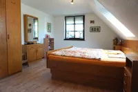 OG - Zimmer gartenseitig