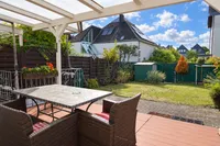 Terrasse mit Gartenblick 