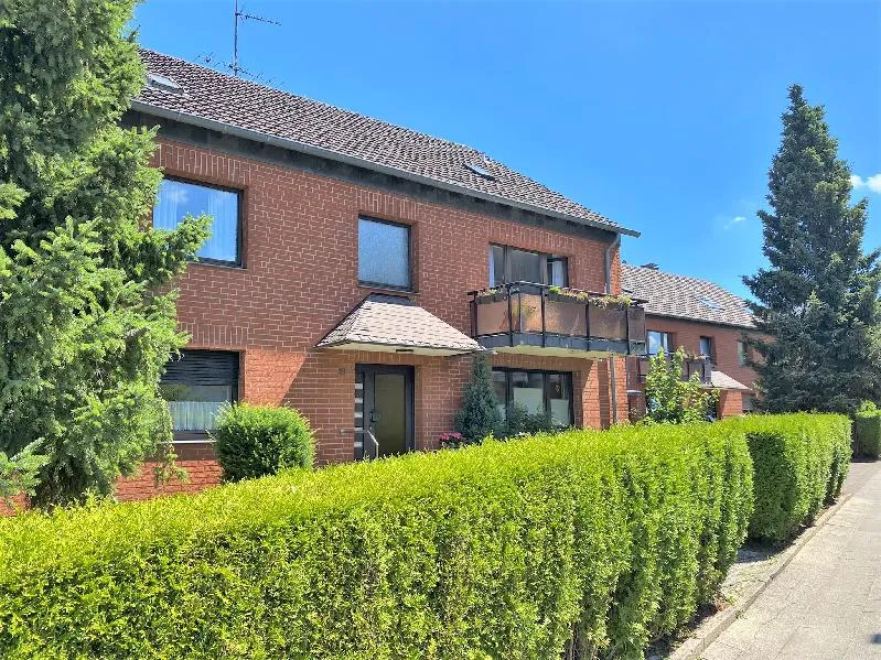 Ansicht Straßenseite Haus 2