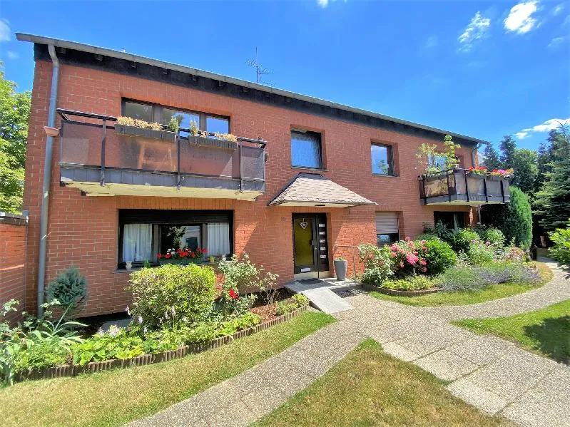 Ansicht Straßenseite Haus 1