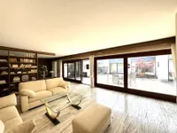 Wohnzimmer mit Terrassenzugang