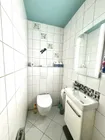 separates Gäste-WC