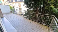 großer Balkon