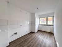 Küche mit Abstellkammer