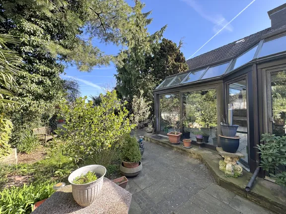 gemütliche Südwest-Terrasse...