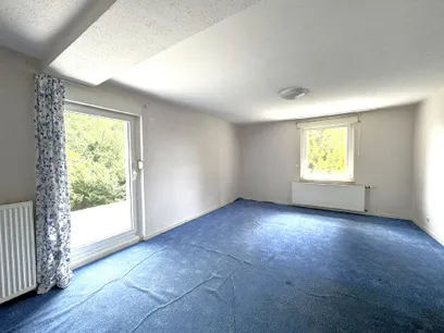 großes Schlafzimmer...