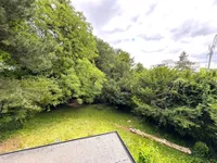 ...mit Ausblick ins Grüne