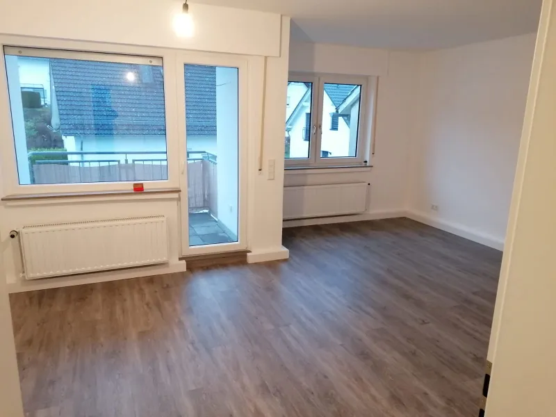 Frisch renovierte, moderne Wohnung in guter Wohnlage von Meschede! - Photo 1