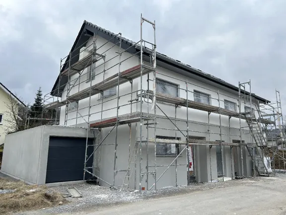 Doppelhaushälften im Bau