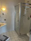 2 gleiche Bäder Einliegerwohnung