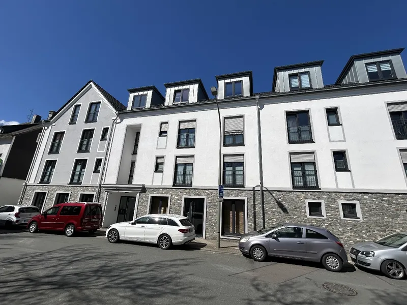 Büro links im Erdgeschoss