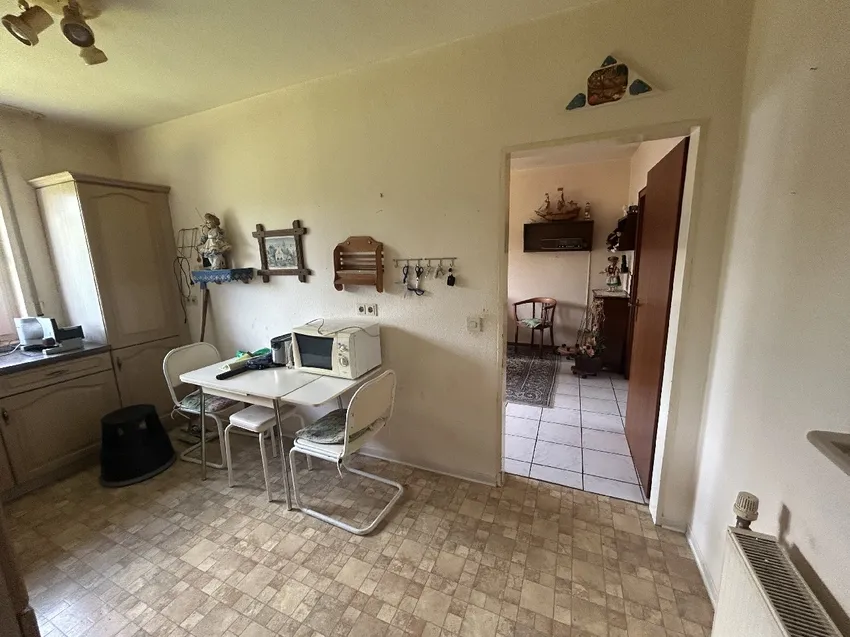 Küche Blick ins Esszimmer