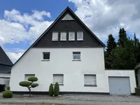 Straßenansicht Garage