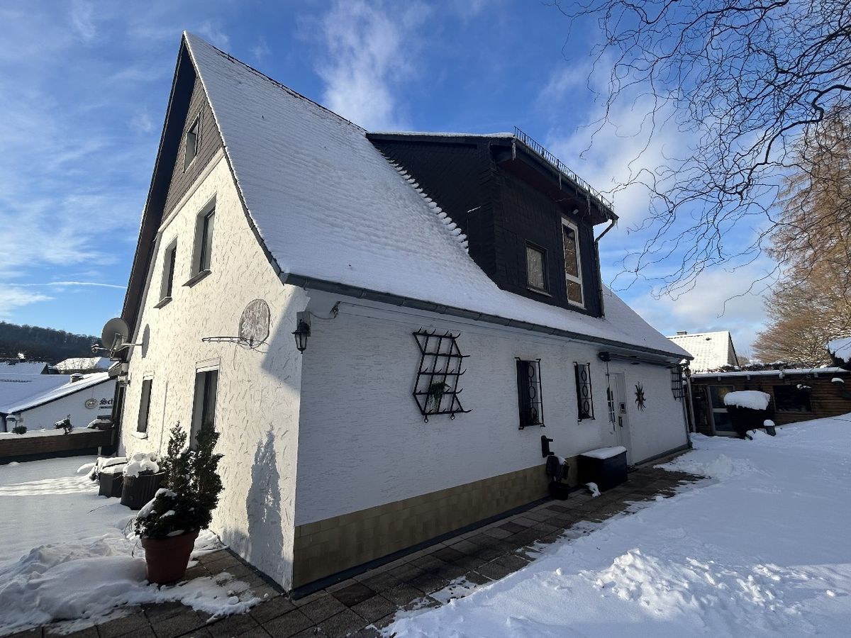 Ansicht Hauseingang Winter