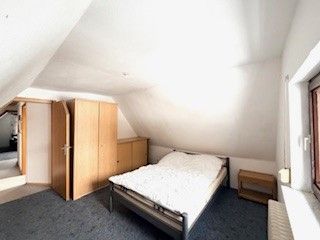 Schlafzimmer DG