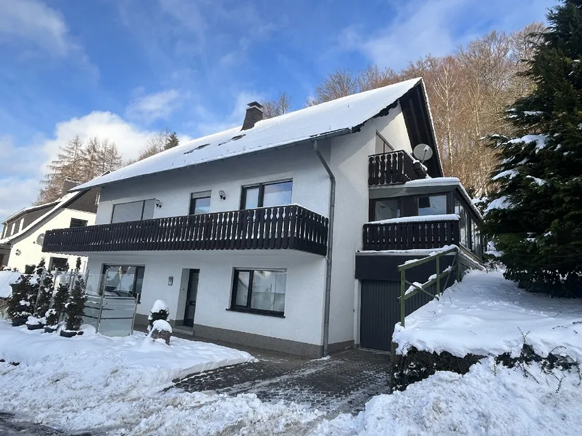 Straßenansicht Winter