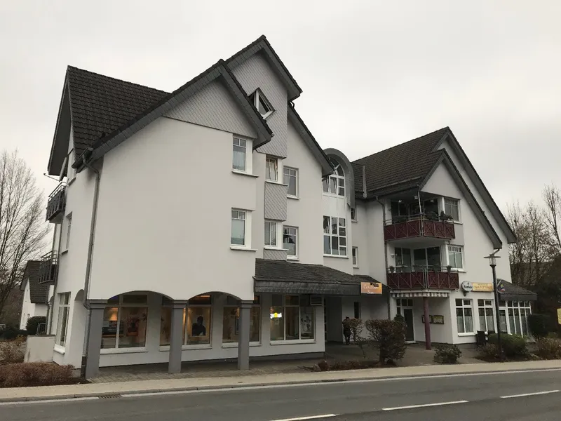 Straßenansicht Gewerbefläche