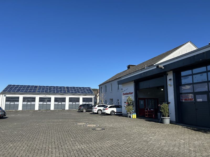 Ansicht Werkstatt und Büroteil