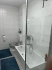 Bad mit Wanne u. Dusche