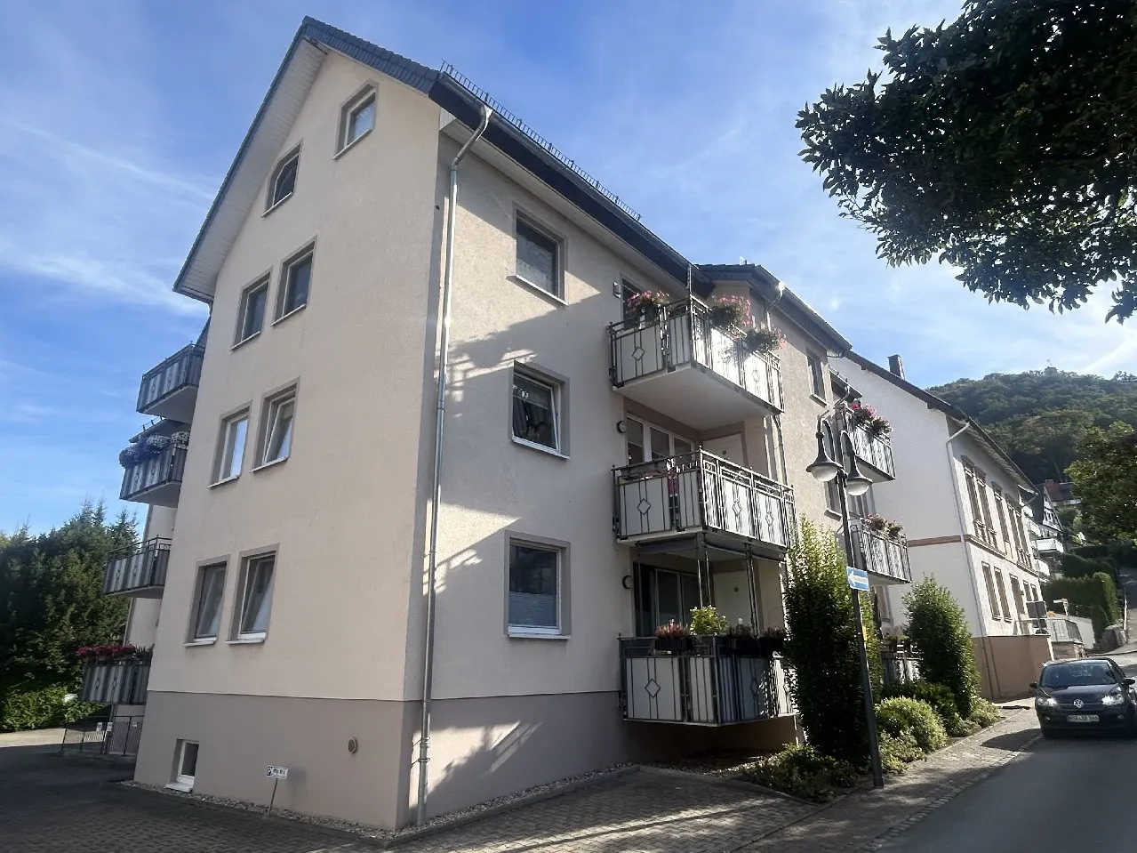 Straßenansicht