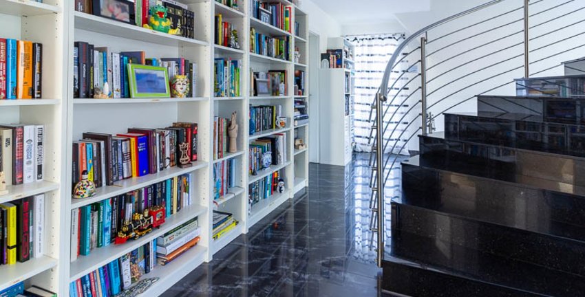 Bibliothek, Musikzimmer, Spielparadies? Ihre Galerie im Obergeschoss bietet satten Platz für all Ihre offenen Wohnideen. 