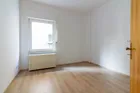Dank des neuen Bodens und der neuen Decke richtig gemütlich: das Kinderzimmer im Erdgeschoss.
