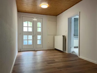 Hell und freundlich empfängt Sie der separate Eingangsbereich im Erdgeschoss!