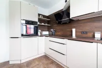 Praktisch geschnittene Küche mit kurzen Wegen – hier macht Kochen Spaß.