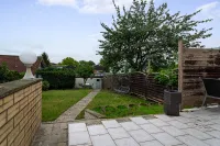 Pflegeleicht angelegter Garten mit Südwest-Ausrichtung.