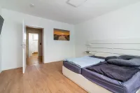 Gemütlicher Rückzugsort mit viel Tageslicht..