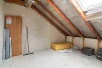Praktischer Abstellraum für zusätzlichen Stauraum.
