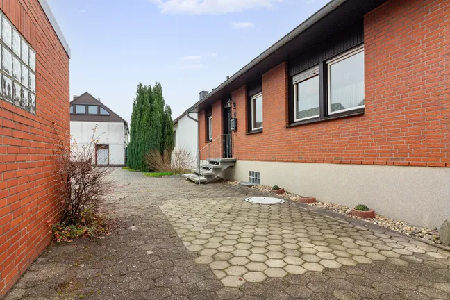 2025_adolfreichweinstr16-HQ-5