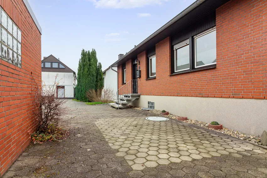 2025_adolfreichweinstr16-HQ-5