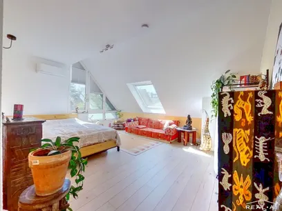 Schlafzimmer DG